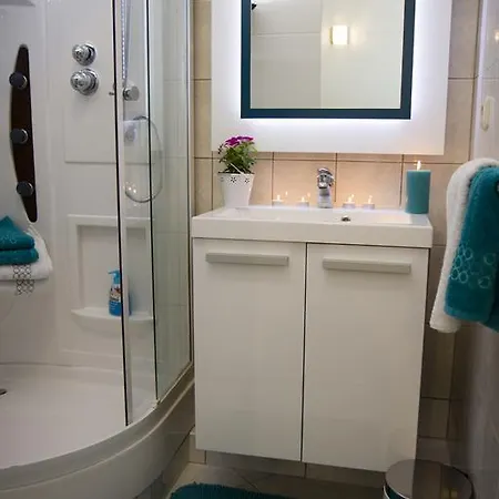 Malo Apartamento Trogir